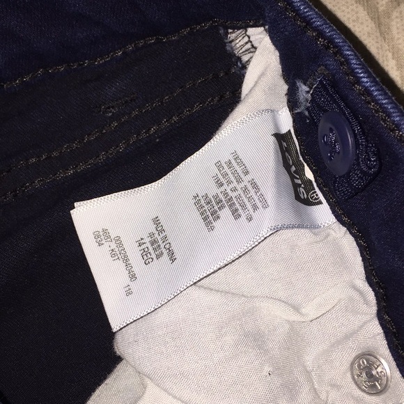 Girls Levis Jeans - Picture 6 of 8